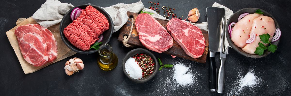 Fleisch zerteilen mit japanischen Messern